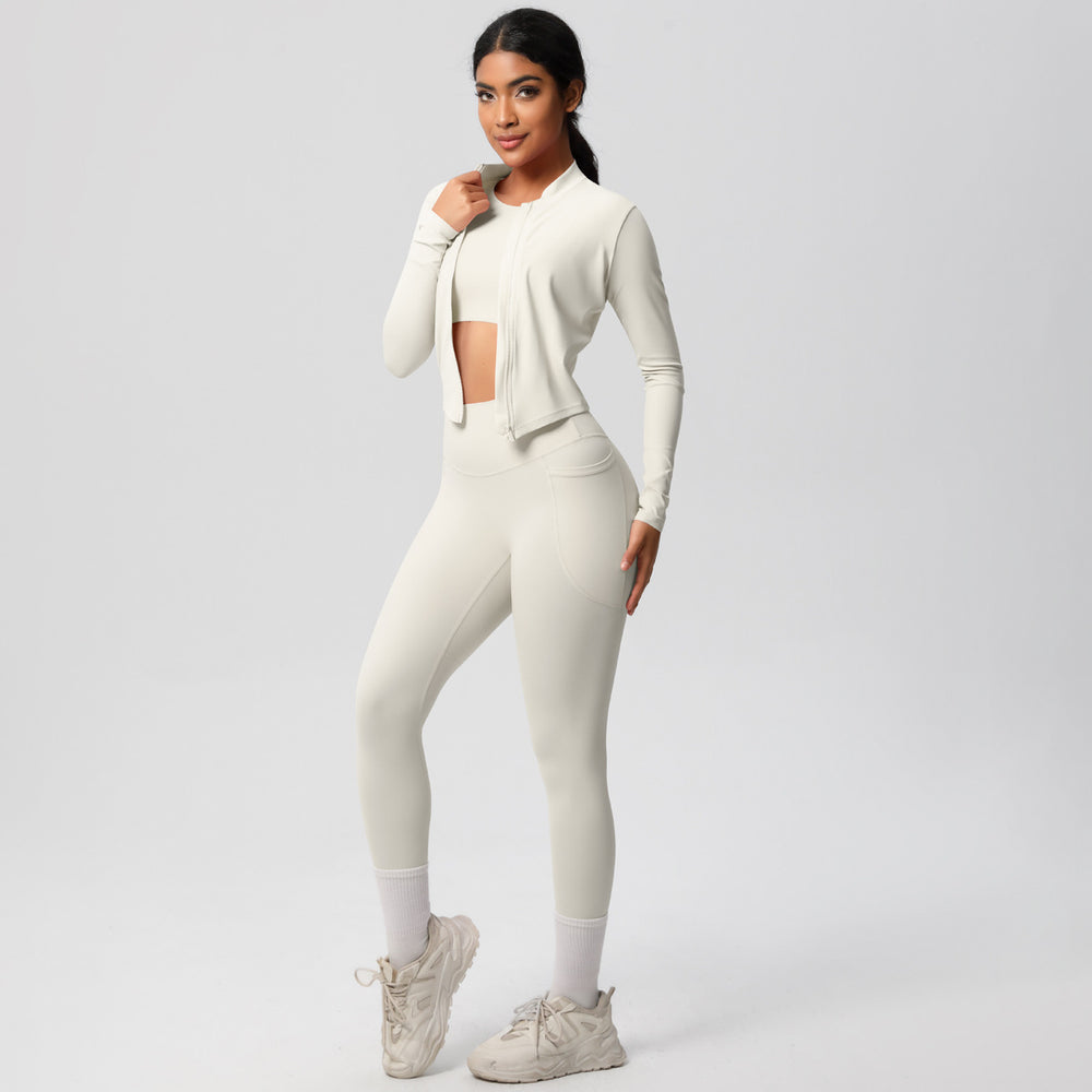 High-waisted, form-fitting, pocketed yoga set with a cropped, long-sleeved, cloud-feel, quick-drying running and fitness activewear three-piece set
