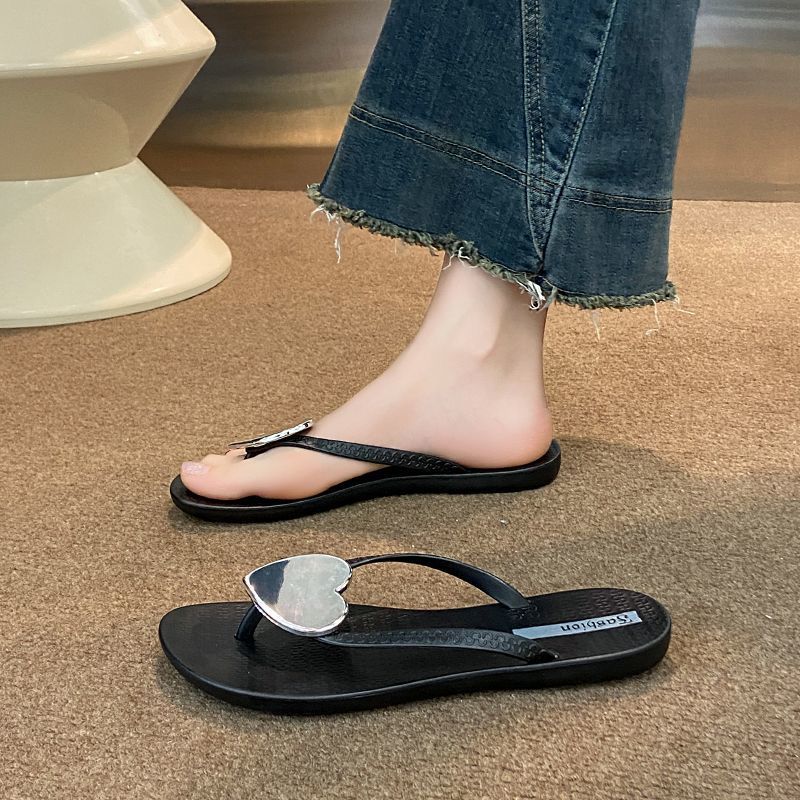 Women's flip-flops: comfortable, minimalist, non-slip, thick-soled, fairy-tale style, sweet beach sandals, heart-shaped slippers, korean casual