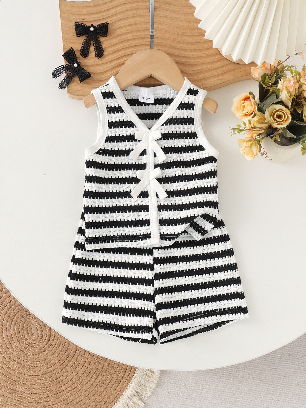 Girls' striped knit two-piece set: v-neck sleeveless tank top and loose-fit shorts - summer casual outfit