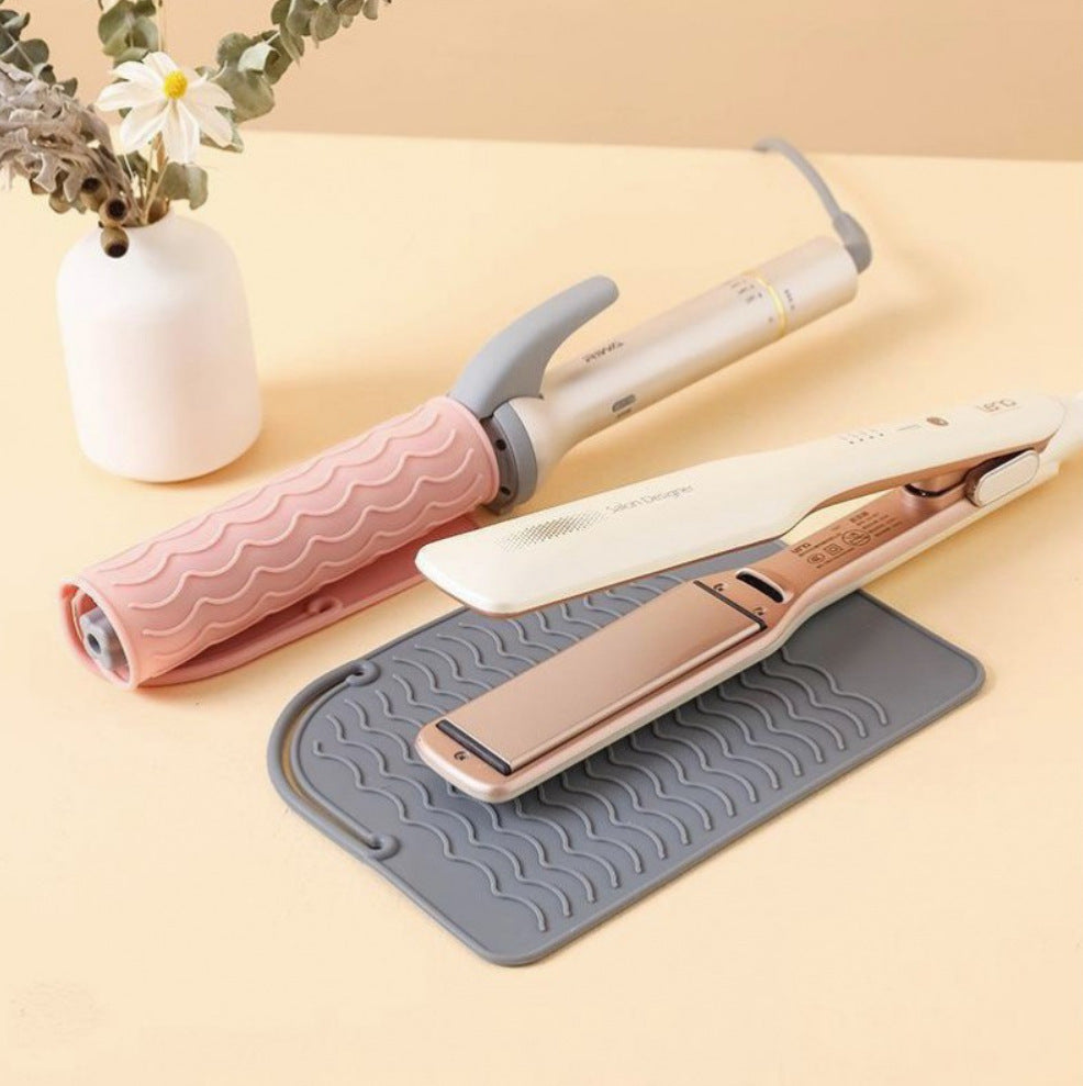 Curling iron, hair straightener, perm rod, silicone thermal insulation pad, electric curling rod, large curling perm, storage, non-slip silicone pad.