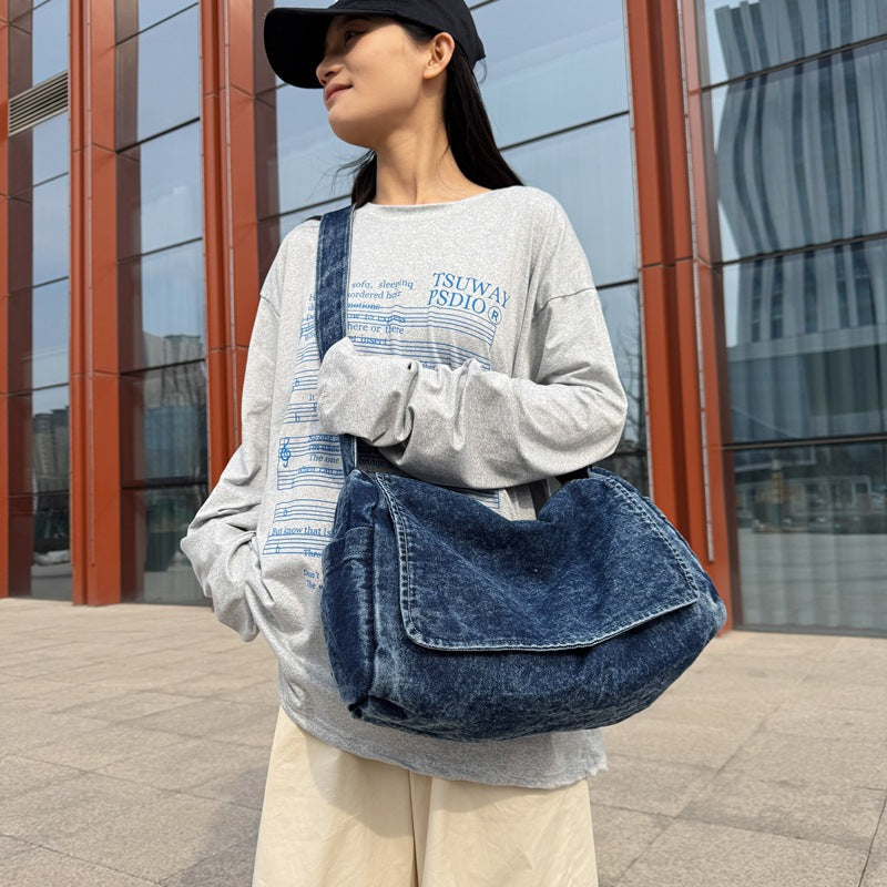 New large-capacity denim messenger bag women's retro mailman bag simple and trendy student commuter casual shoulder bag
