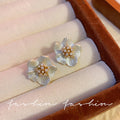 Unique elegant diamond-studded white gardenia stud earrings - exquisite, high-end, minimalist, and personalized. new trendy winter 2025 collection