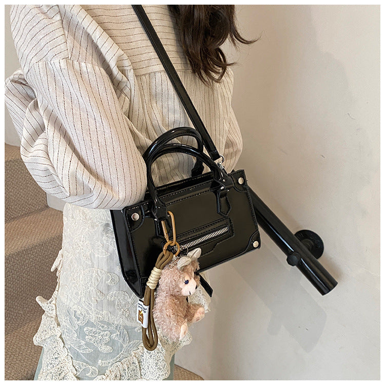 Cross-border high-end Korean version of hand-carried small square bag 2025 new fashion simple and versatile shoulder bag trendy oblique span bag