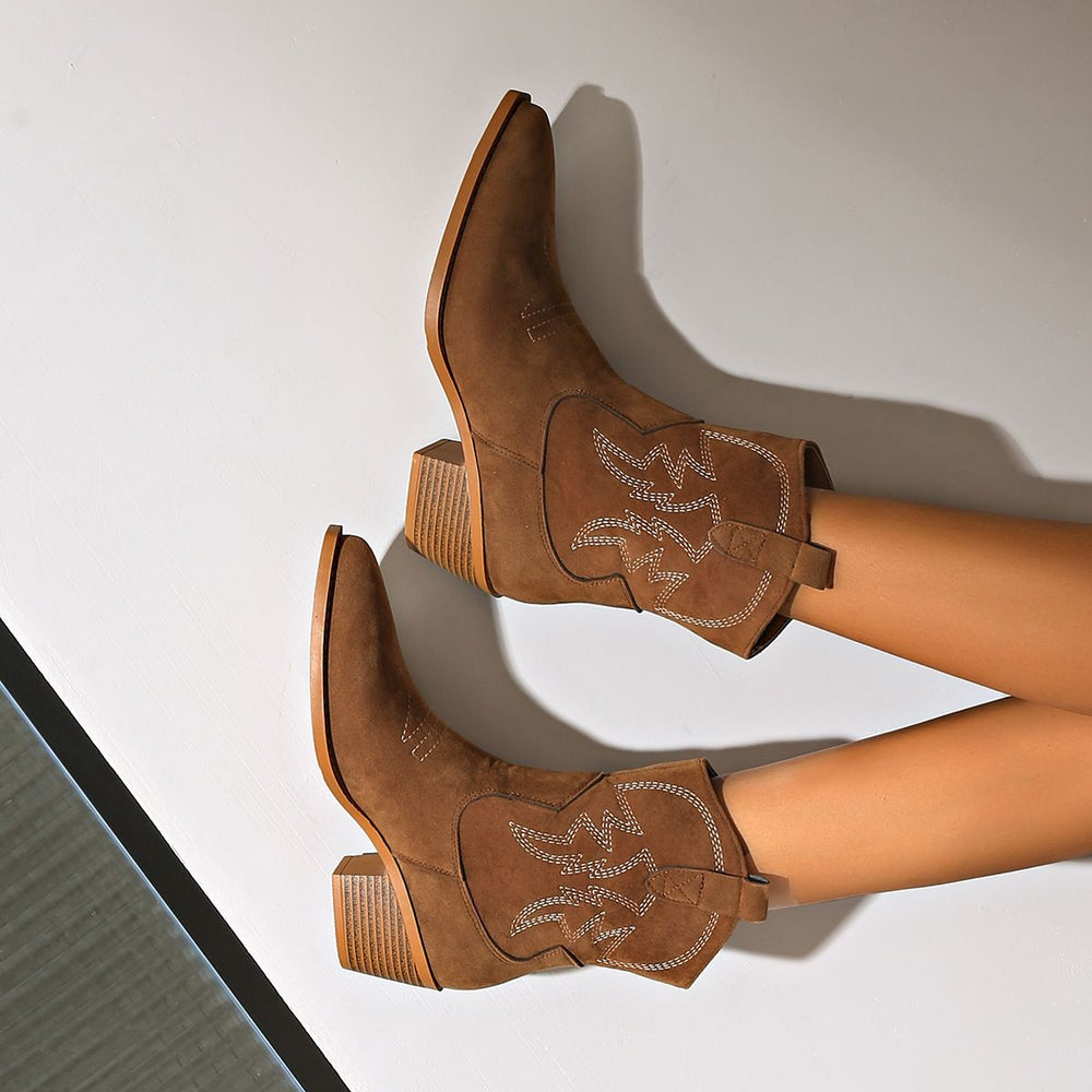 new women's short western cowboy boots - suede, chunky heel, pointed toe, v-cut, slimming, british style, retro ankle boots