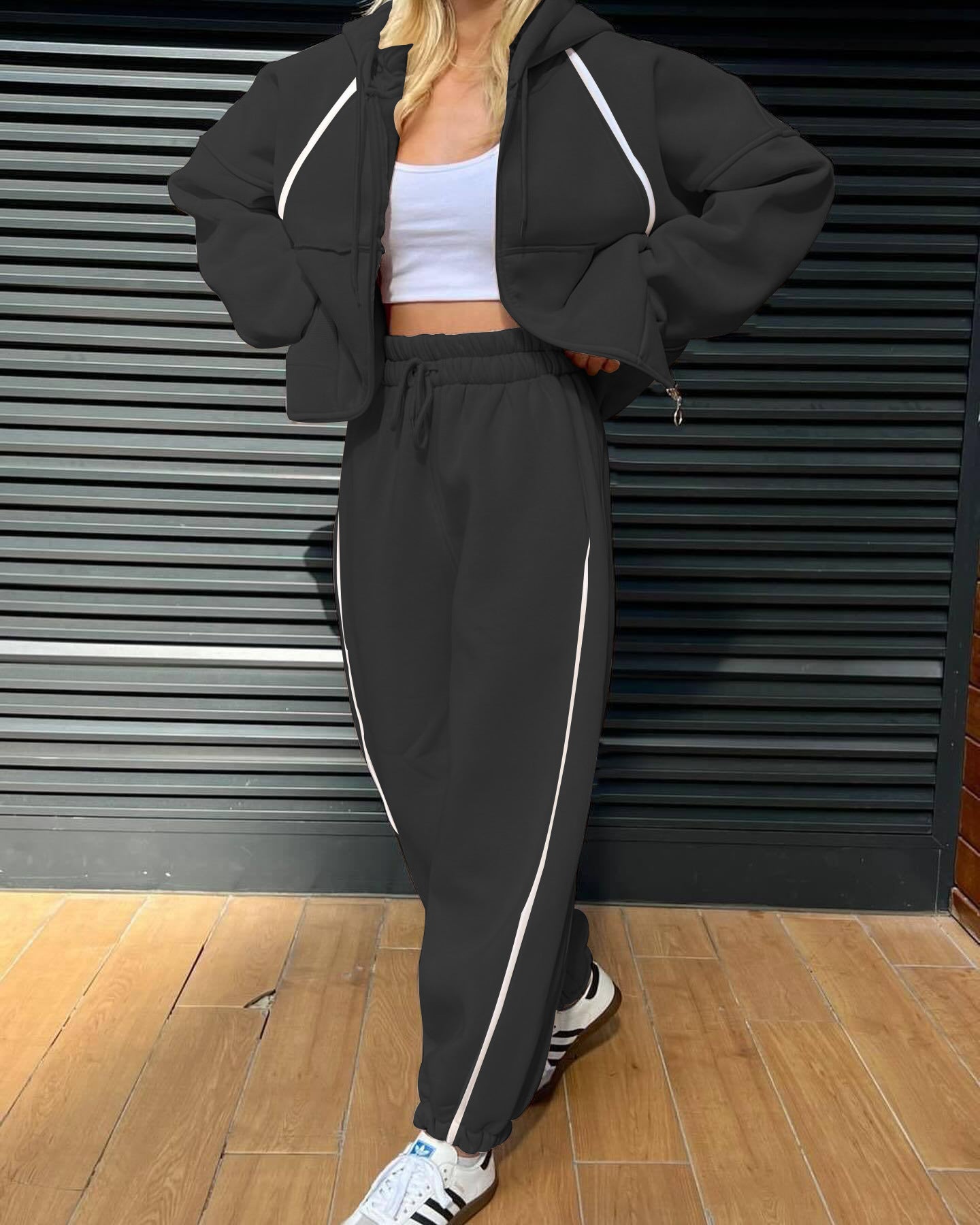 Europe, America,    autumn and winter women's clothing new casual fashion sports striped cardigan hooded pants