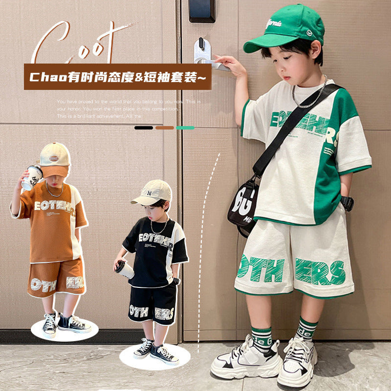 Boys' summer outfit: trendy short-sleeve set - cool & stylish  new arrival - big & middle kids - chic & fashionable summer look for boys