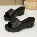 Women's export shoes, sizing discrepancy of 0.67, heel height 7cm, weight 334 grams. sizes 36-43 available for bulk purchase. polyurethane platform wedge sandals