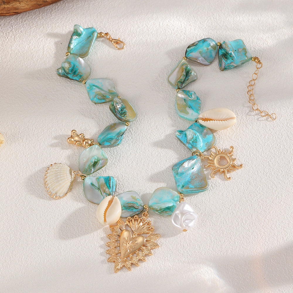 Wholesale beach necklaces - cross-border summer ocean style irregular heart pendant shell necklace - fashion design jewelry