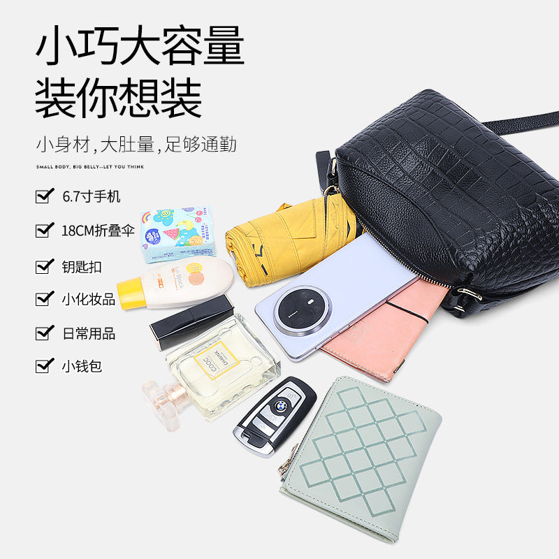 Casual trend leather women's messenger bag 2025 new versatile women's backpack crocodile pattern first layer cowhide shoulder bag