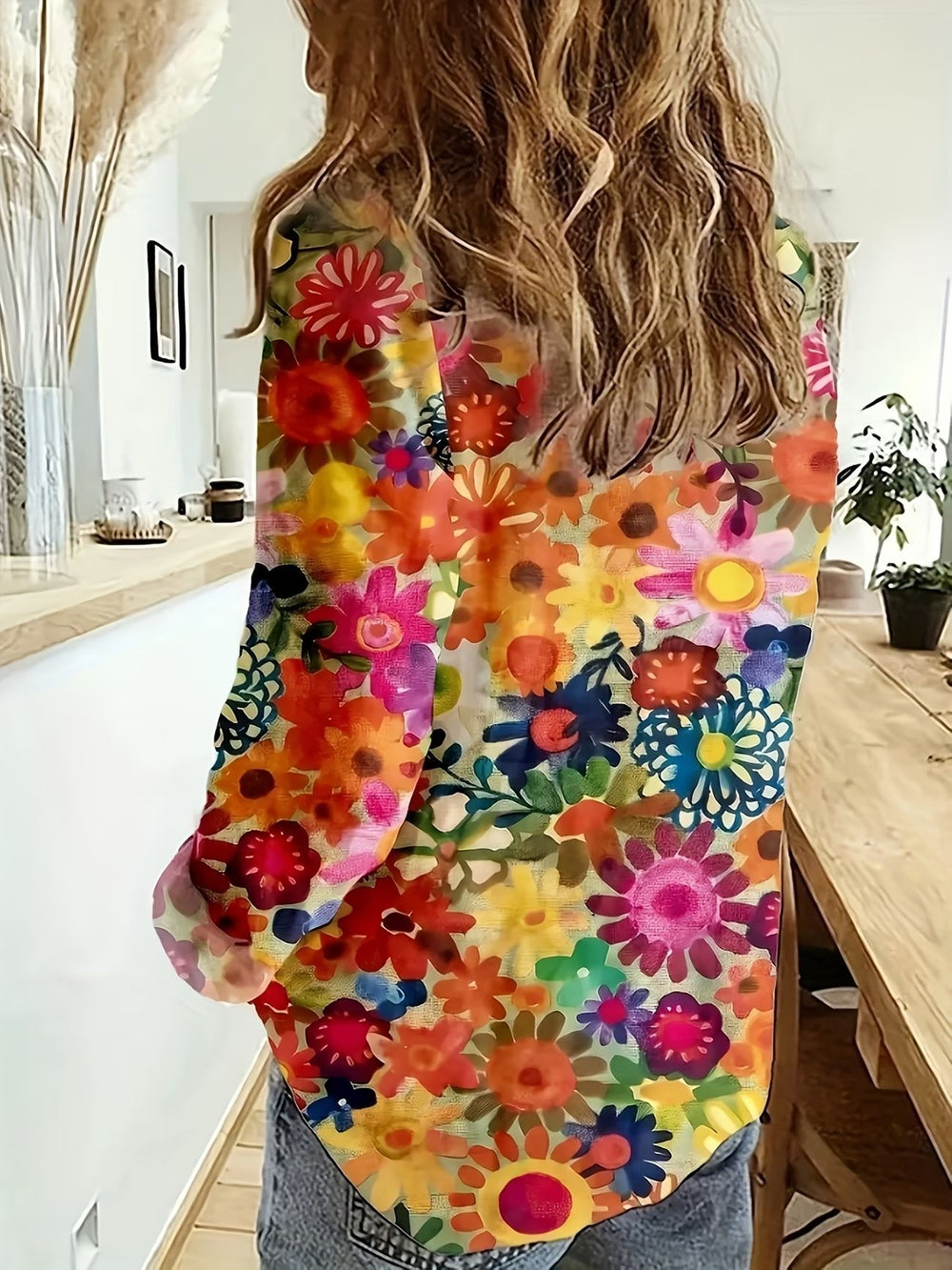 wholesale women's long-sleeved shirts, trendy all-season shirts with popular cross-border print designs, dropshipping available
