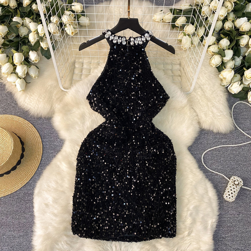 Accessible luxury qianjin style classy halter dress women's summer sequin diamond design niche style socialite elegant hip covering skirt