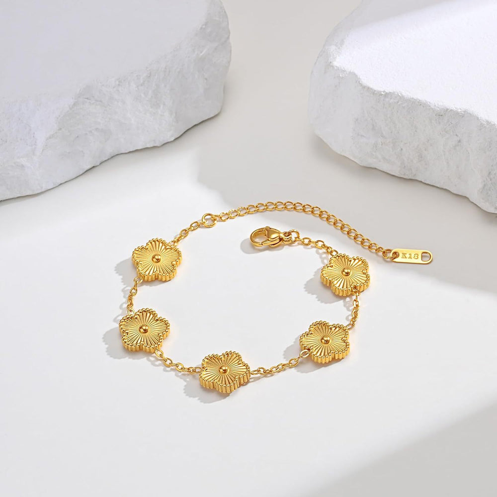 hot-selling stainless steel trendy minimalist lucky clover bracelet jewelry wholesale