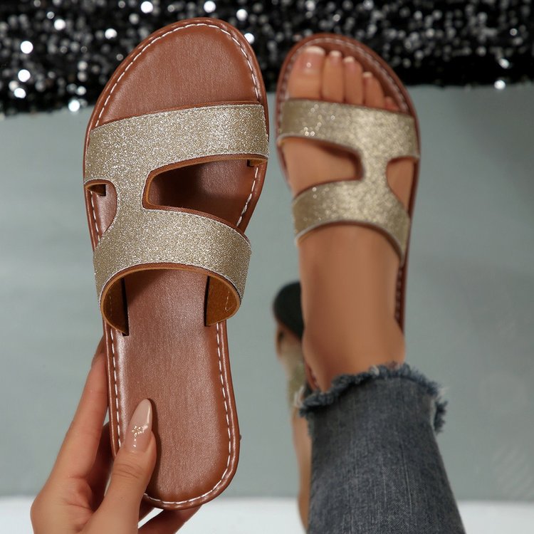 summer new arrival: plus-size women's flat slippers for cross-border e-commerce. available in sizes 36-43. wholesale options available. dropshipping to  and