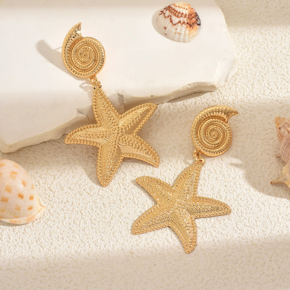 Wholesale gold earrings: european & american cross-border jewelry, creative design starfish earrings, high-end vacation style dangle earrings for women