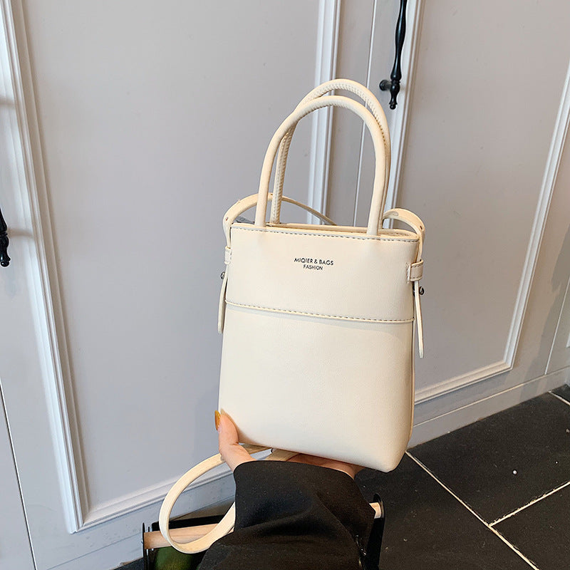 Foreign trade advanced sense niche bag women's summer 2025 new versatile shoulder messenger bag ins popular mobile phone bag