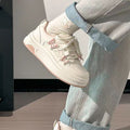 Girls' sneakers:  spring/autumn new collection - soft-soled white shoes for kids, lightweight athletic shoes for mid-to-large children, trendy running shoes