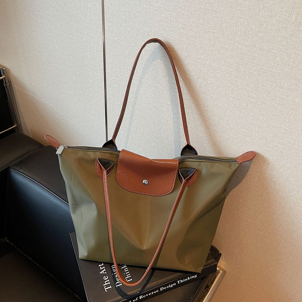 large-capacity tote bag for women, super popular niche design, new arrival, high-end minimalist shoulder bag for commuting
