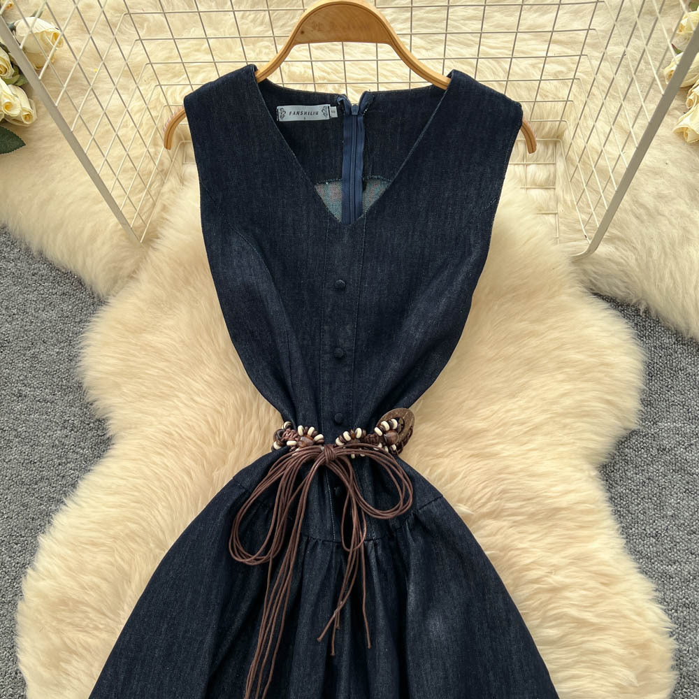 Korean style sleeveless v-neck dress for women,  summer high-end tie-waist slimming a-line denim dress