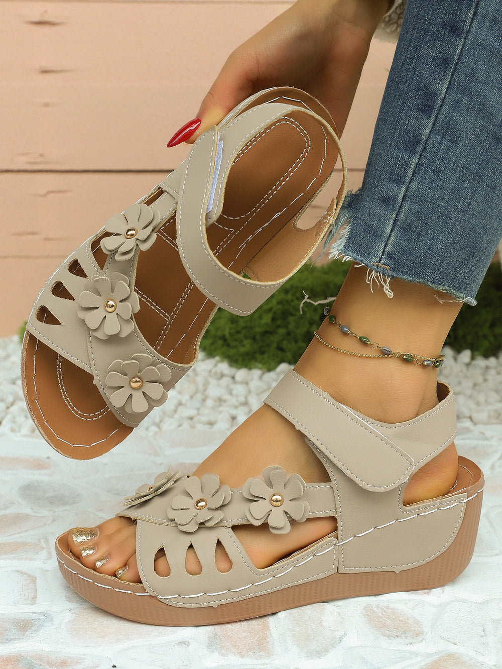 Plus size wedge heel roman retro sandals women's 2026 new hollow-out platform slide sandals beach women's sandals