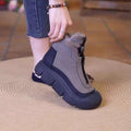 Warm and cozy snow boots: new autumn/winter women's cotton shoes, fleece-lined, extra thick, fashionable, versatile, thick-soled, height-increasing women's martin boots