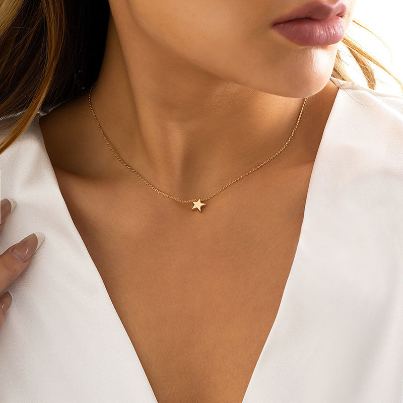 European and american cross-border new jewelry: fashionable and minimalist stainless steel star necklace for women - unique and versatile five-pointed star pendant