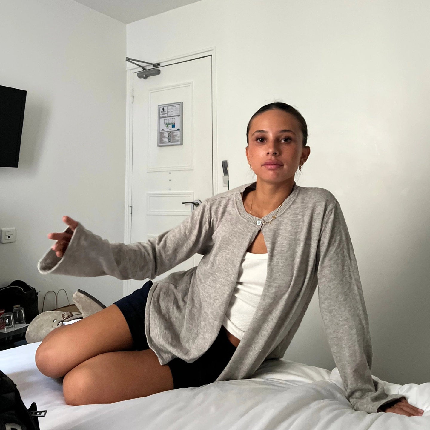 Cross-border striped knitted cardigan women's Europe, America 2025 autumn and winter new single-button cardigan sweater striped sweater women