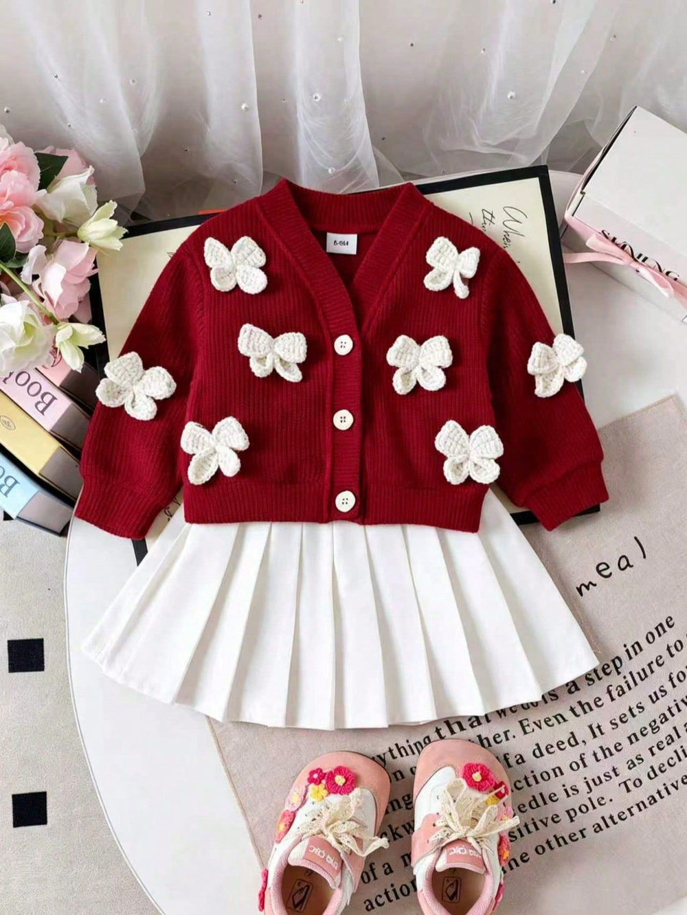 new european and american spring/autumn girls'  baby girl two-piece set: beige long-sleeved jacket + pink skirt