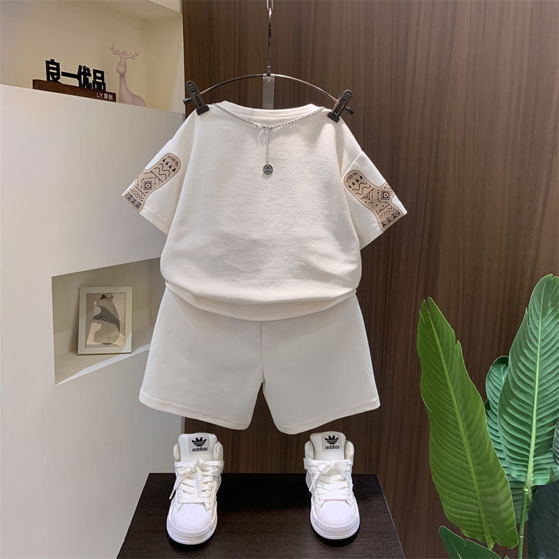 Boys' summer cool & stylish short-sleeve outfit:  new summer collection - trendy two-piece set for kids, featuring lettering and a casual, stylish look