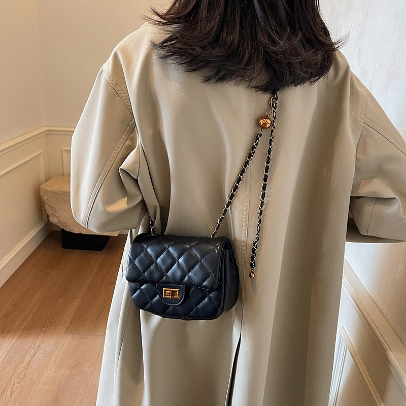 Small square bag women 2025 new trendy fashion diamond chain bag embroidery thread foreign style single shoulder messenger bag women