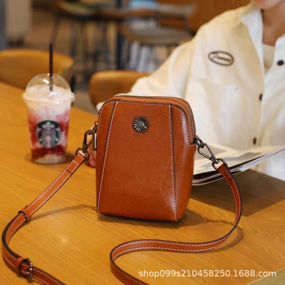 Cowhide small bag crossbody bag for women 2025new arrivalpopulareasiest for match mobile phone bag for women niche styleclassy shoulder bag trendy
