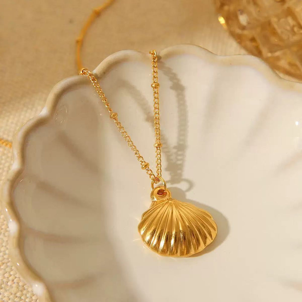 European and american ins style marine element titanium steel necklace non-fading 18k gold stainless steel shell pendant necklace women's necklace