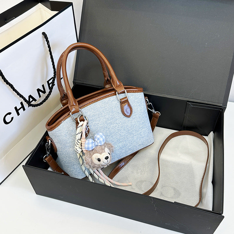 Cross-border this year's popular bag women's 2025 retro color matching texture hand bag foreign style commuting shoulder messenger bag