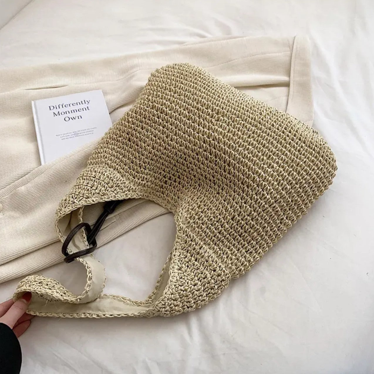 Mori Lazy Wind Woven Bag Stylish and Simple Shoulder Bag Handmade Woven Bag Casual Versatile Large Capacity Beach Bag