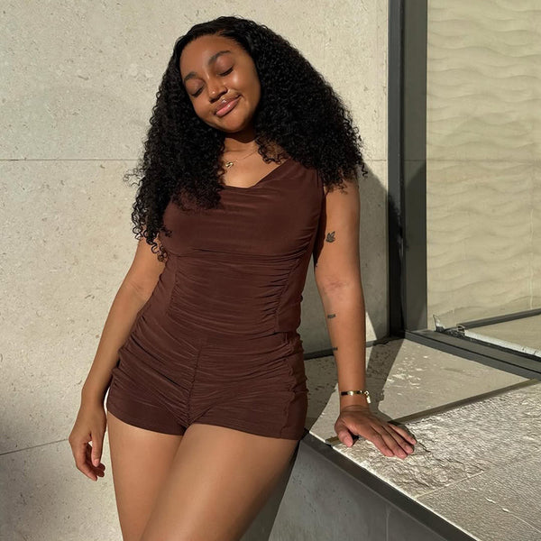 European and American style ins  solid color summer women's clothing pleated V-neck pants set sleeveless suspender top shorts two-piece set