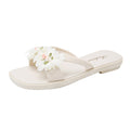 New women's summer sandals with two little flowers - stylish, non-slip, versatile flat sandals for outdoor wear, trendy beach slippers