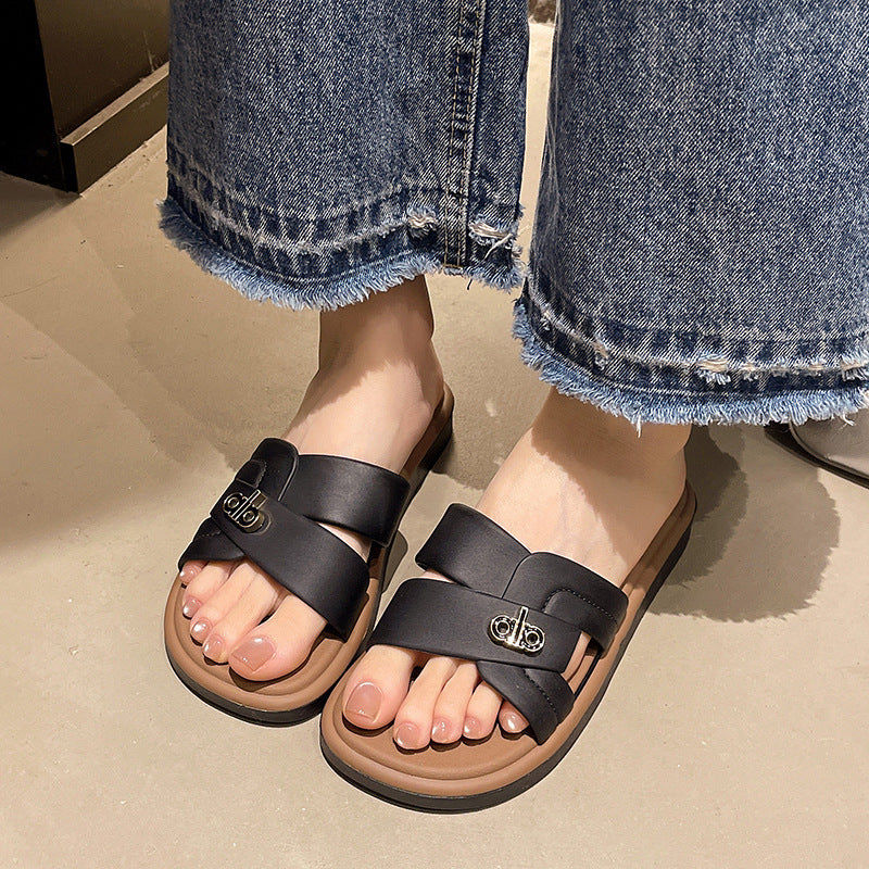 French-style women's summer sandals, 2026 new flat casual versatile flip-flops, perfect for vacation and pairing with skirts