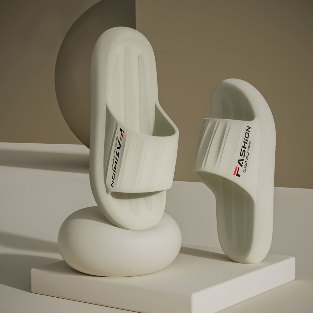 Women's summer 2025 new indoor slippers: cozy, platform, minimalist slides for home, bathroom, and couples