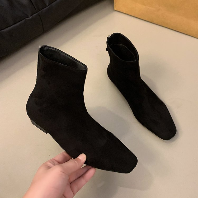 autumn new arrival: plus-size women's flat ankle boots for cross-border e-commerce. sizes 35-42 available. wholesale options and dropshipping services available for  and