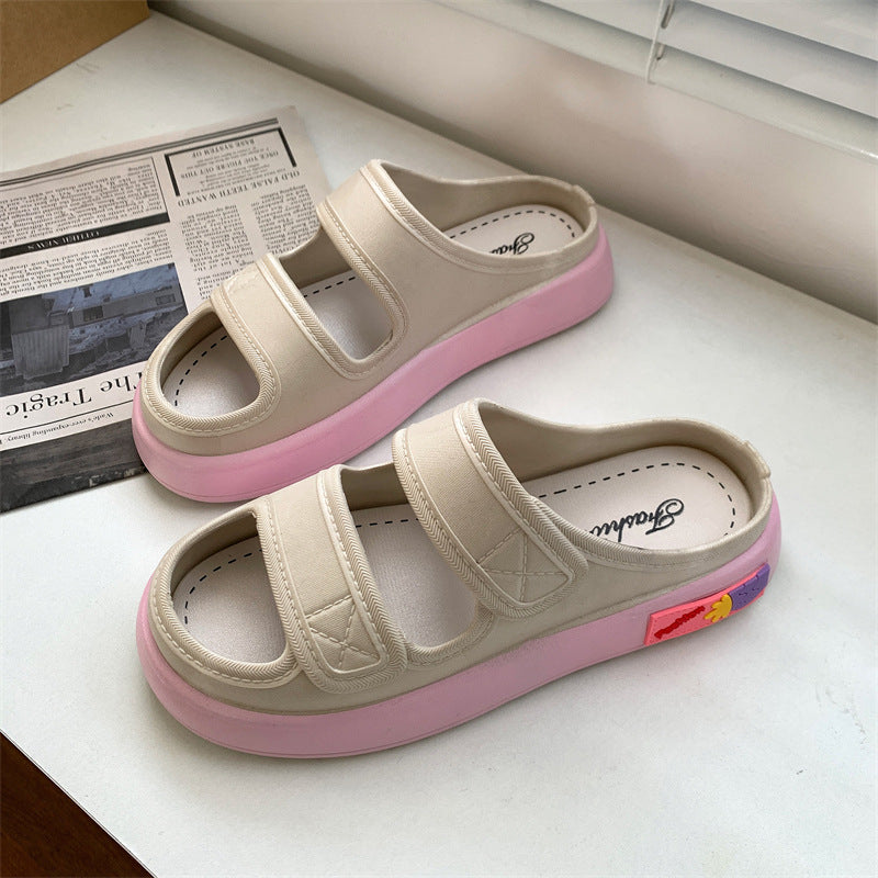 Women's slippers for outdoor wear, 2025 new fairy style sandals, trendy versatile platform slides, cloud-like comfort, thick-soled beach shoes