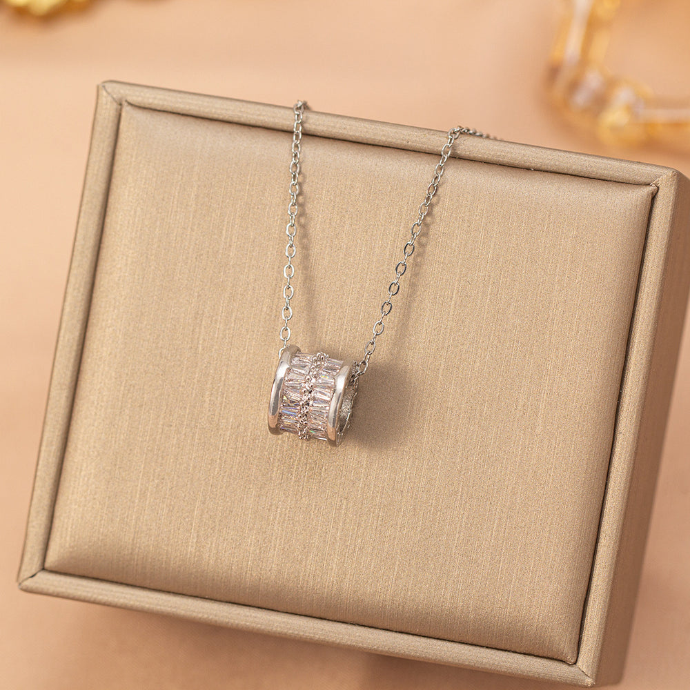 Popular popular refined inlaid zirconium small waist necklace accessible luxury niche jewelry for women high-end sense of versatility elegant clavicle chain