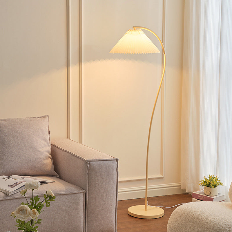 [Factory direct sales] Cream wind floor lamp Living room vertical table lamp Internet celebrity beauty lamp Atmosphere floor lamp