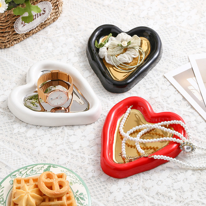 Instagram-worthy photo prop tray, heart-shaped personalized jewelry storage dish, electroplated glossy high-end jewelry display plate