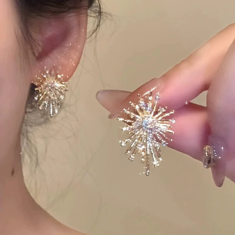 Spring break style white floral earrings - unique dopamine studs, niche design, versatile earrings