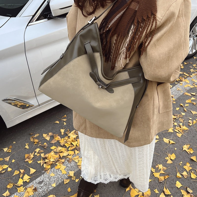 Retro fashion tote bag women's 2025 new autumn and winter trend versatile large capacity shoulder bag underarm messenger bag Korean