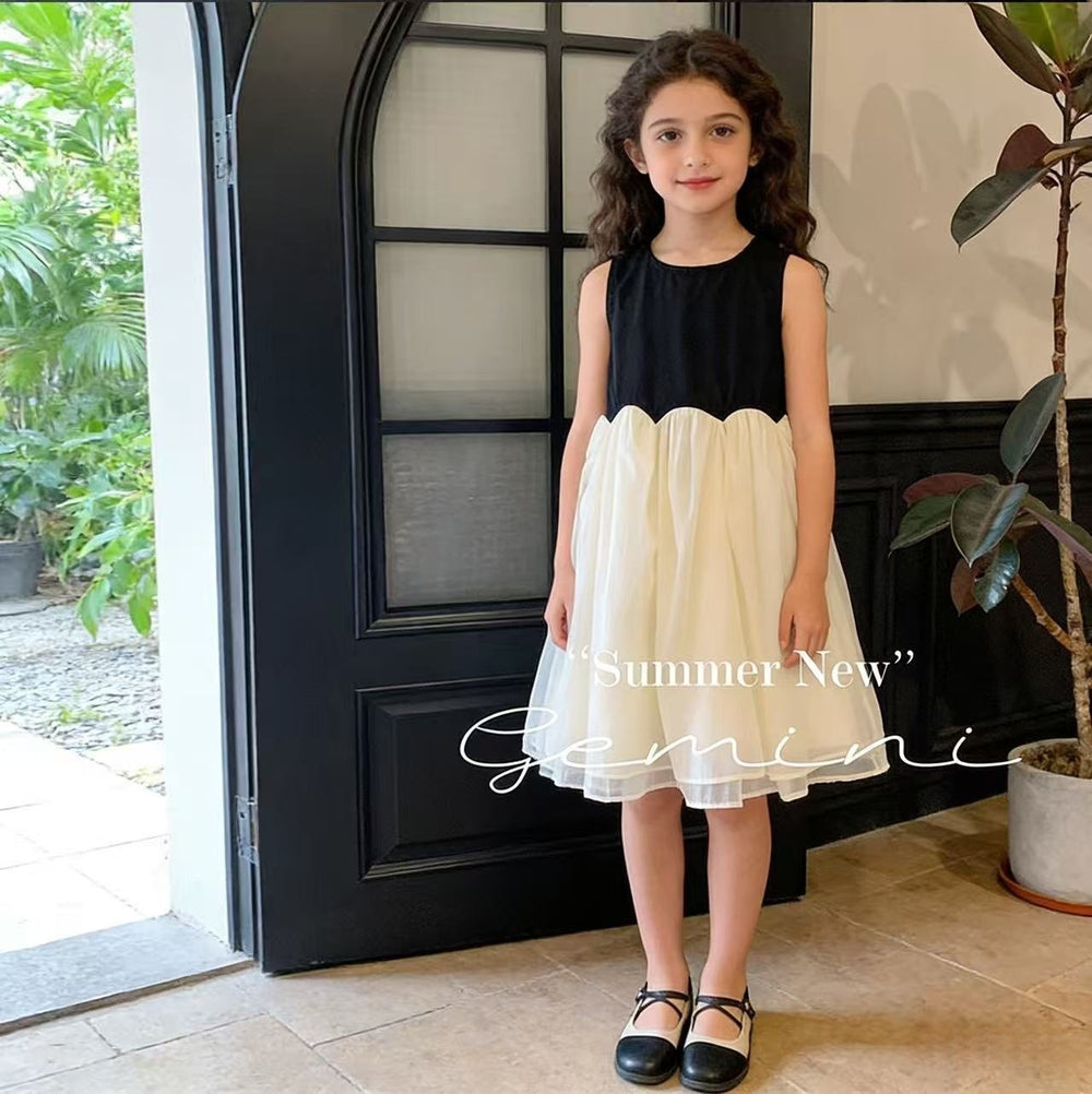Korean style girls' summer  sleeveless dress - color block, french-inspired patchwork design, trendy little girl's dress