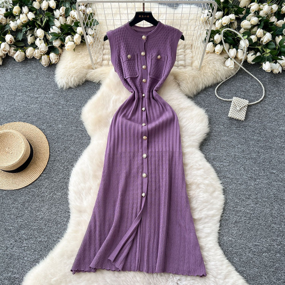 Chanel-inspired, high-end, round-neck, sleeveless, metal-buttoned, slim-fit, figure-flattering knit dress for women, new summer 2025 collection