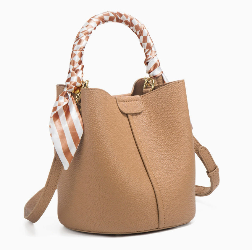 Bucket bag women's small bag 2025 new spring/summer niche design commuter bag handbag high-end crossbody bag