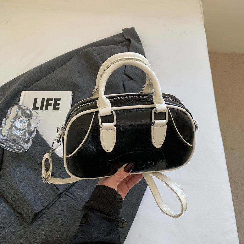 Retro fashion foreign style handbag women's 2025 summer new textured small square bag personalized shoulder messenger bag women