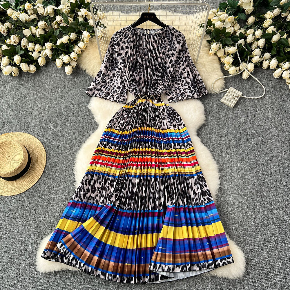 European and american retro court style design printed long dress with heavy pleating, puff sleeves, and pleated skirt - spring collection for women
