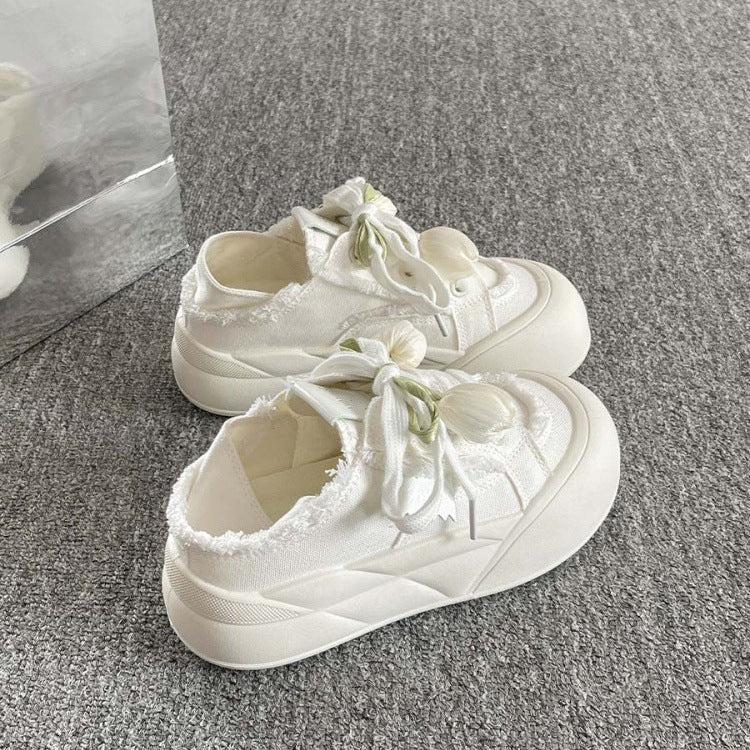 Two-way slip-on chunky sole canvas sneakers for women, 2026 new spring and autumn style, student white sneakers, bread shoes for women